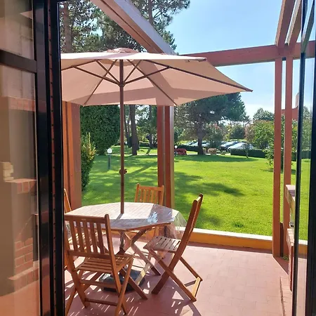 Be Local - In With Pool Access Appartement