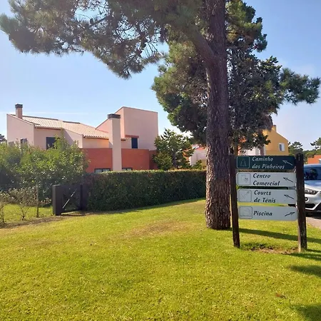 Be Local - In With Pool Access Appartement